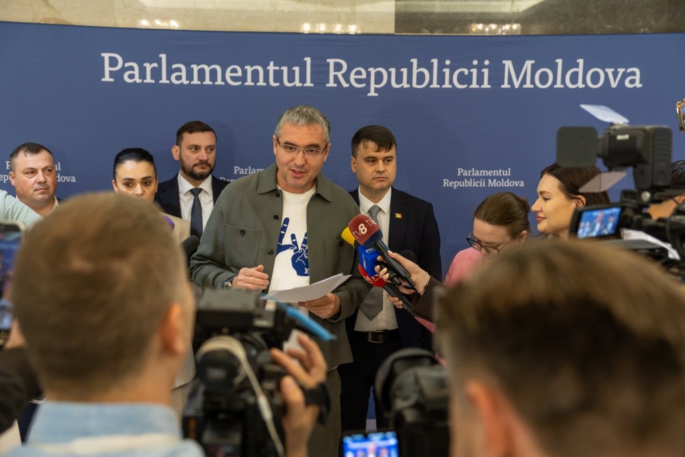 Renato Usatîi: Guvernul are grijă de traficanții de droguri, dar nu este interesat de soarta copiilor, victime ale drogurilor